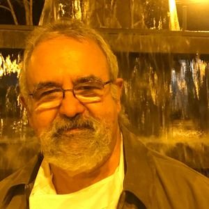 Meet your Posher, Luis